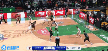 视野绝佳!赵继伟远距离传球助飞张镇麟完成空接暴扣!
